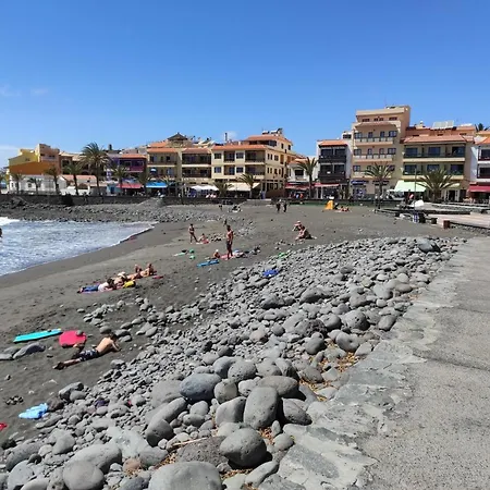 En Playa Calera Valle Gran Rey